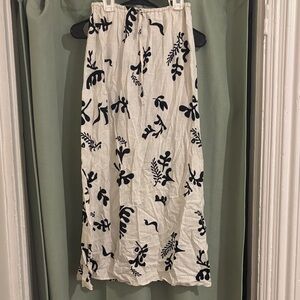 Black and White Patterned Maxi Skirt